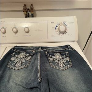 Woman’s Vigoss Boot Cut jeans